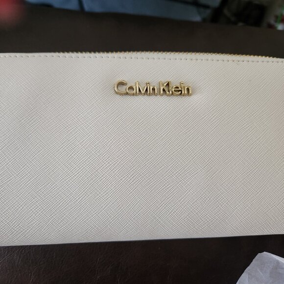 Calvin Klein Purse and wallet - Picture 4 of 5